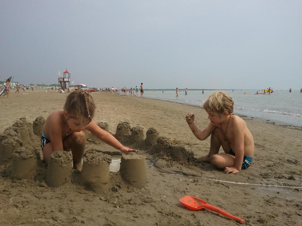 Sandburg bauen