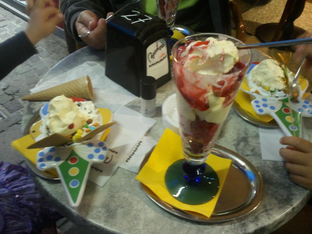 Urlaub Eisbecher